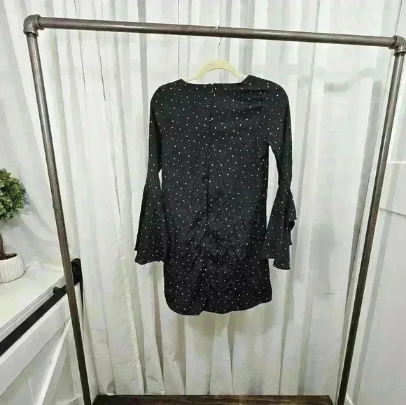 The Edit by Seventeen Junior's Size 7 Black Bell Sleeve with Lace Up Front Dress - Picture 2 of 11